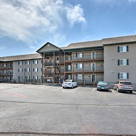 Step-Free Camdenton Condo With Boat Ramp, Dock, Slip מראה חיצוני תמונה