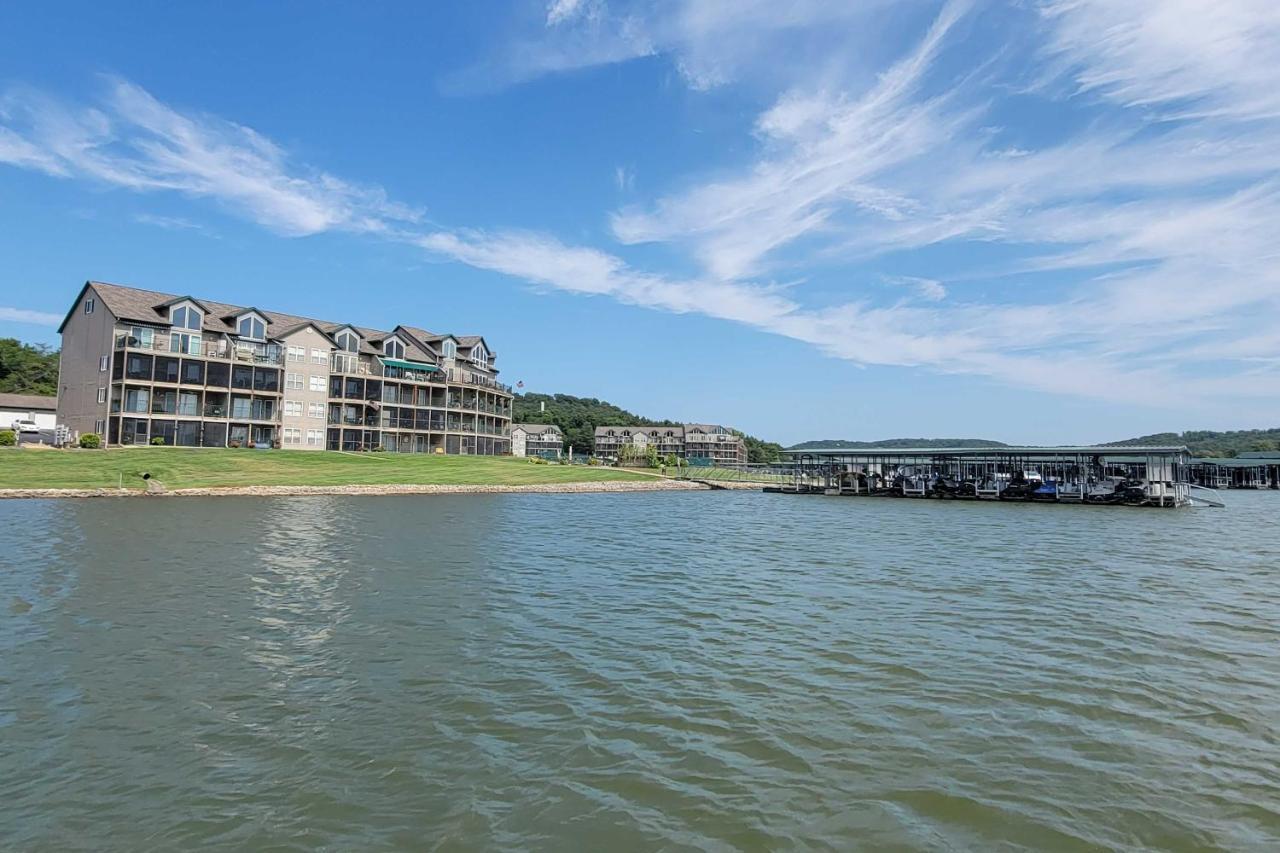 Step-Free Camdenton Condo With Boat Ramp, Dock, Slip מראה חיצוני תמונה